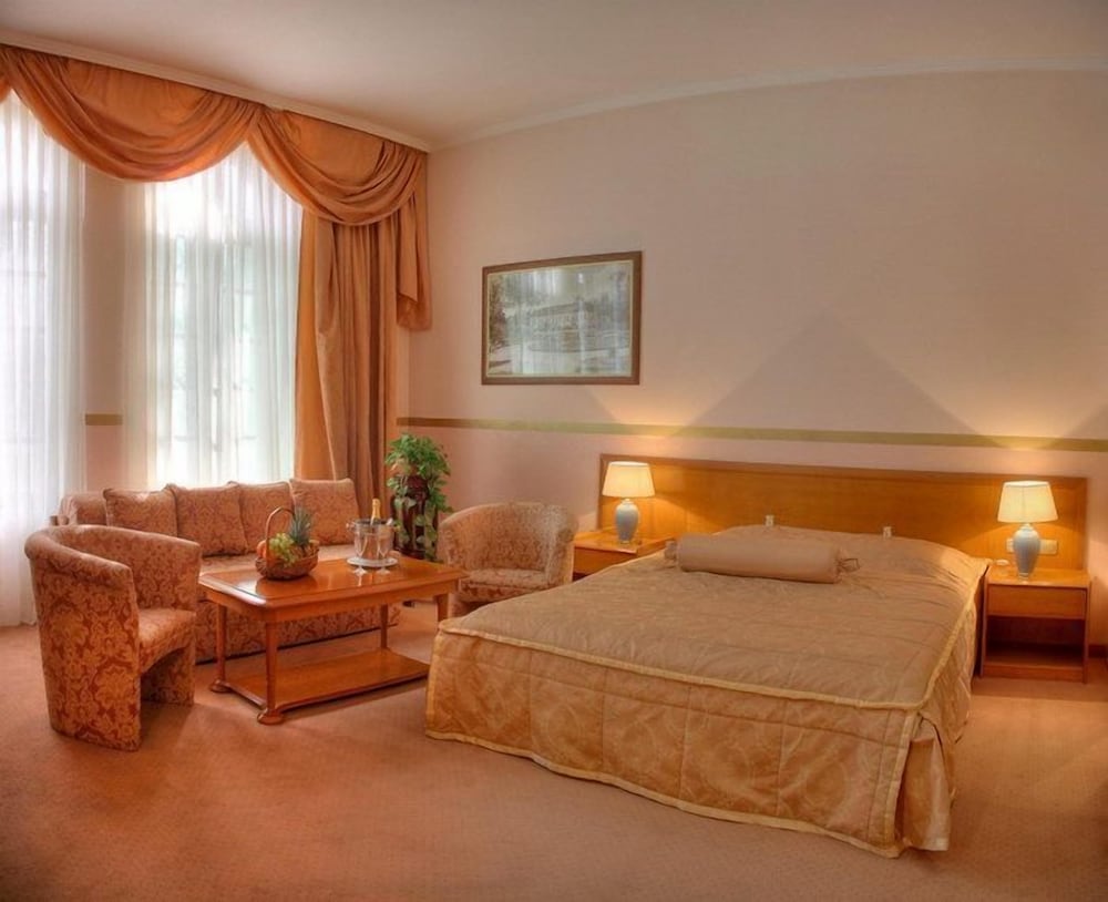 Suite photo 1