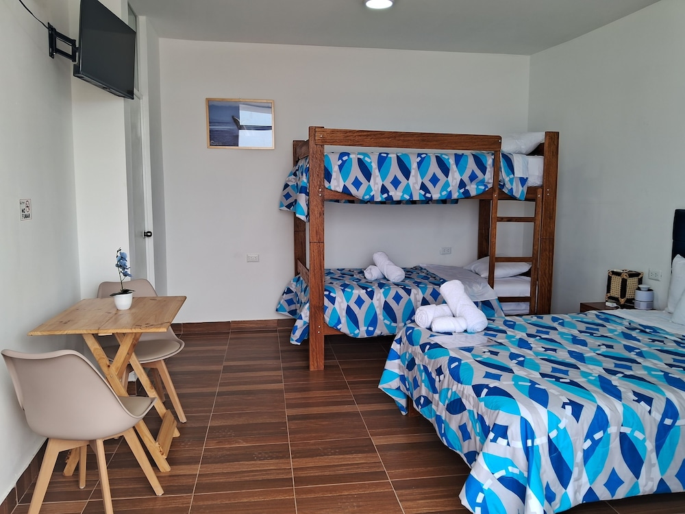Family Quadruple Room photo 1