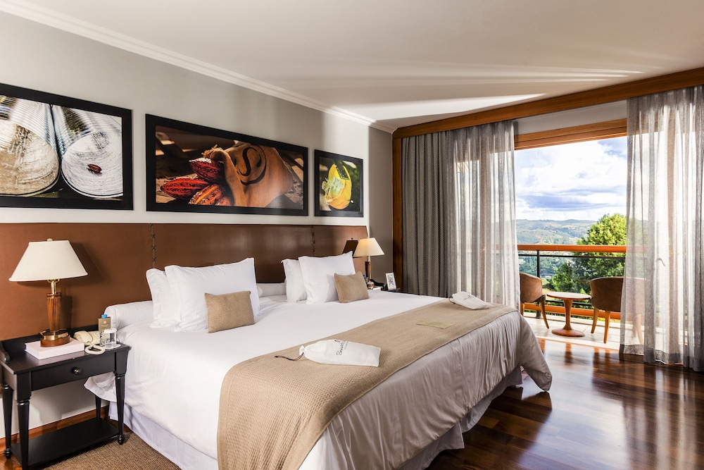 Deluxe Room - Photo 1