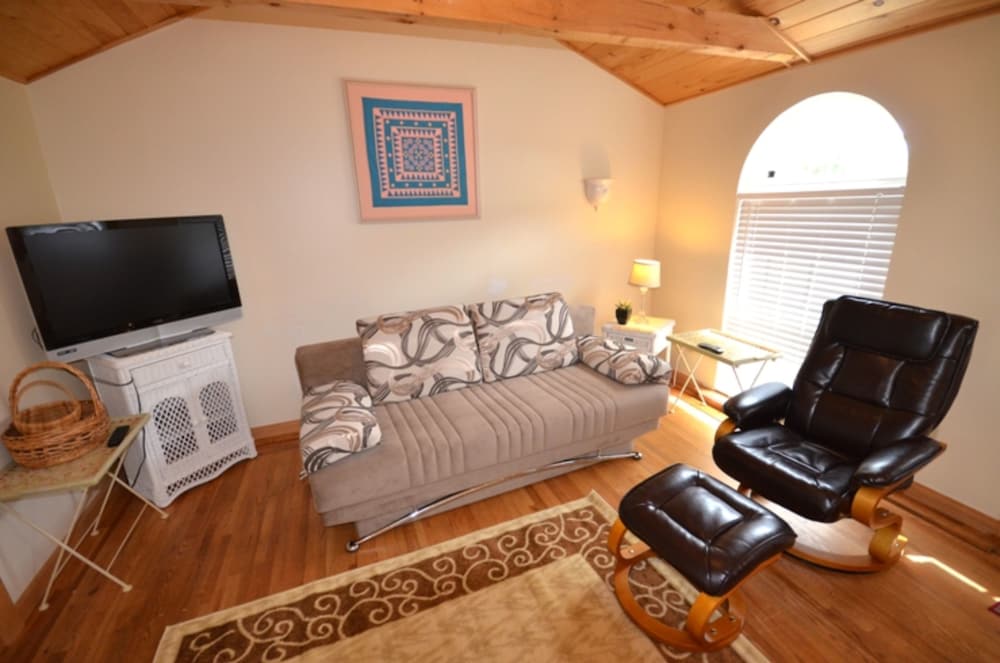 Comfort Cottage, 2 Bedrooms photo 1