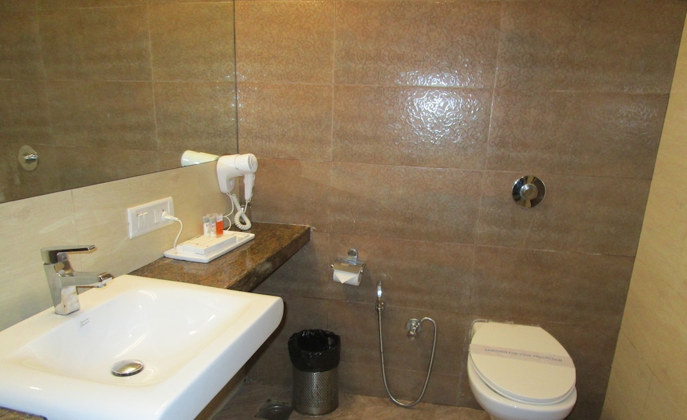 Executive Room, 1 Double or 2 Twin Beds - Photo 4