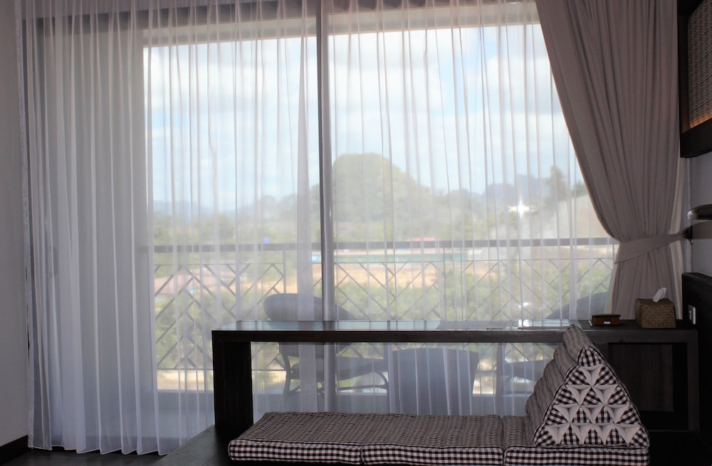 Thai Studio photo 3