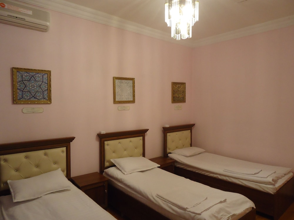 Economy Triple Room, Shared Bathroom photo 2