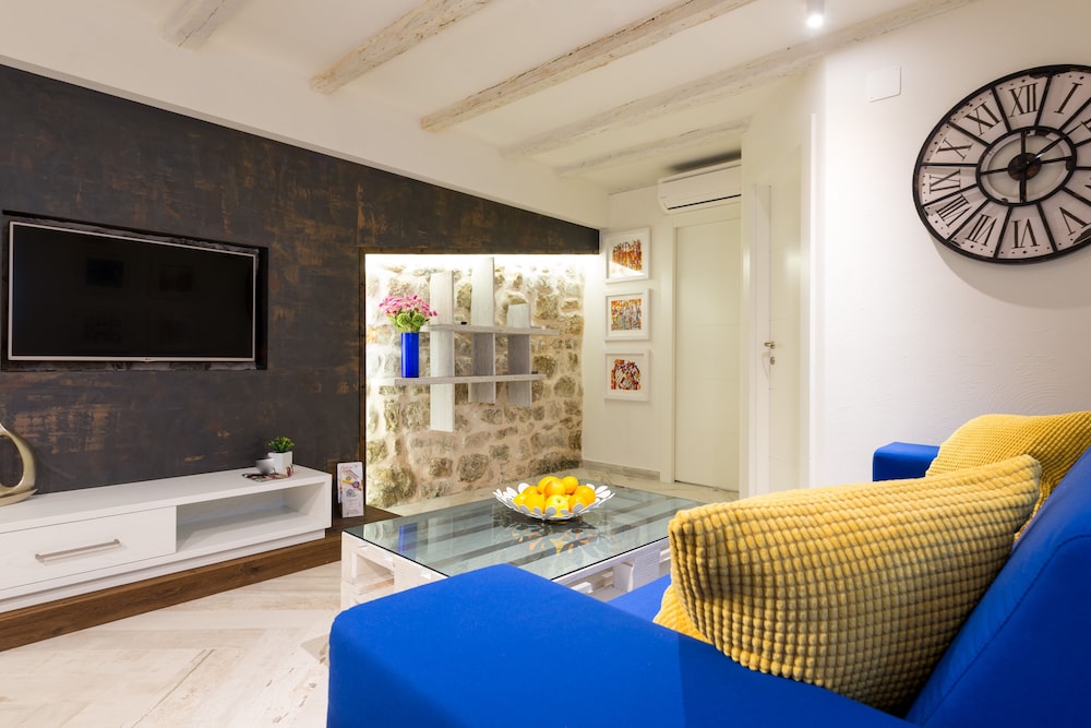 Comfort Apartment, 1 King Bed, Accessible, Kitchen photo 2