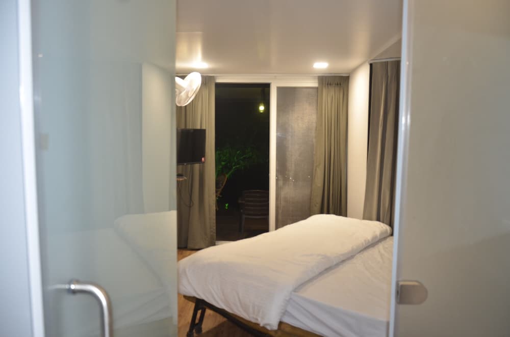 Container Room photo 3