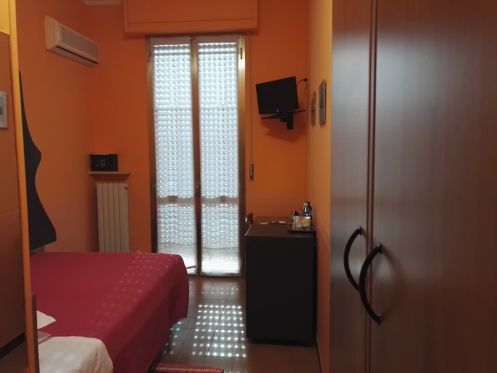 Single Room photo 1