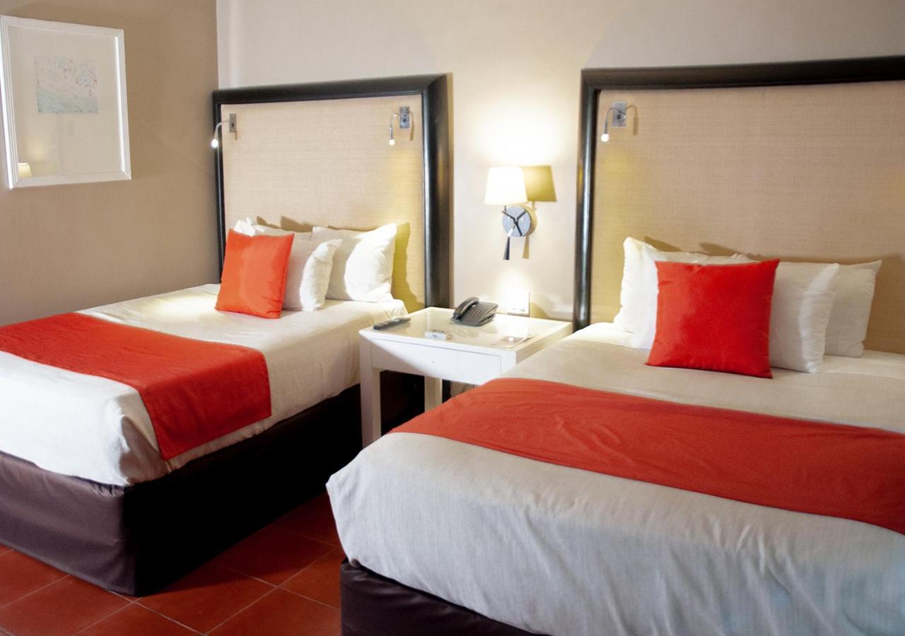 Double Room with Two Double Beds - Photo 5
