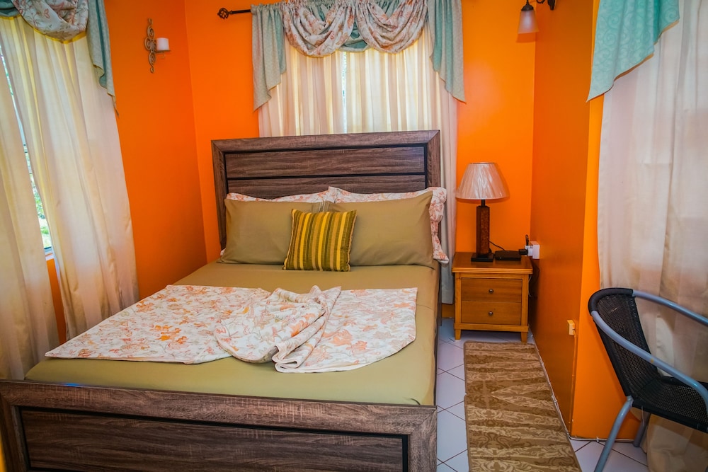 Romantic Studio, Mountain View