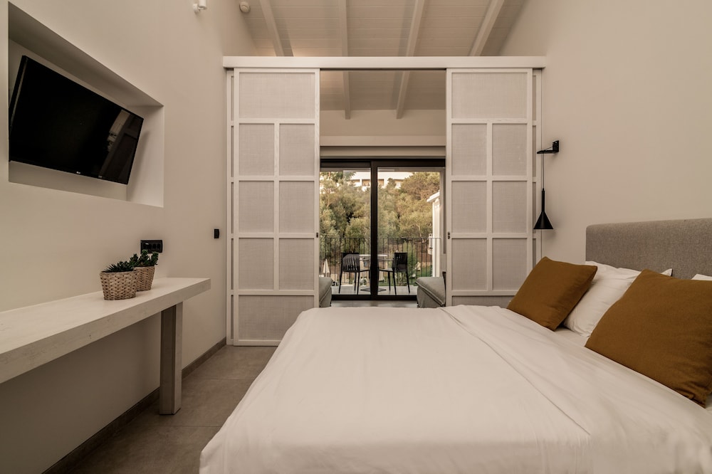 Deluxe Junior Suite