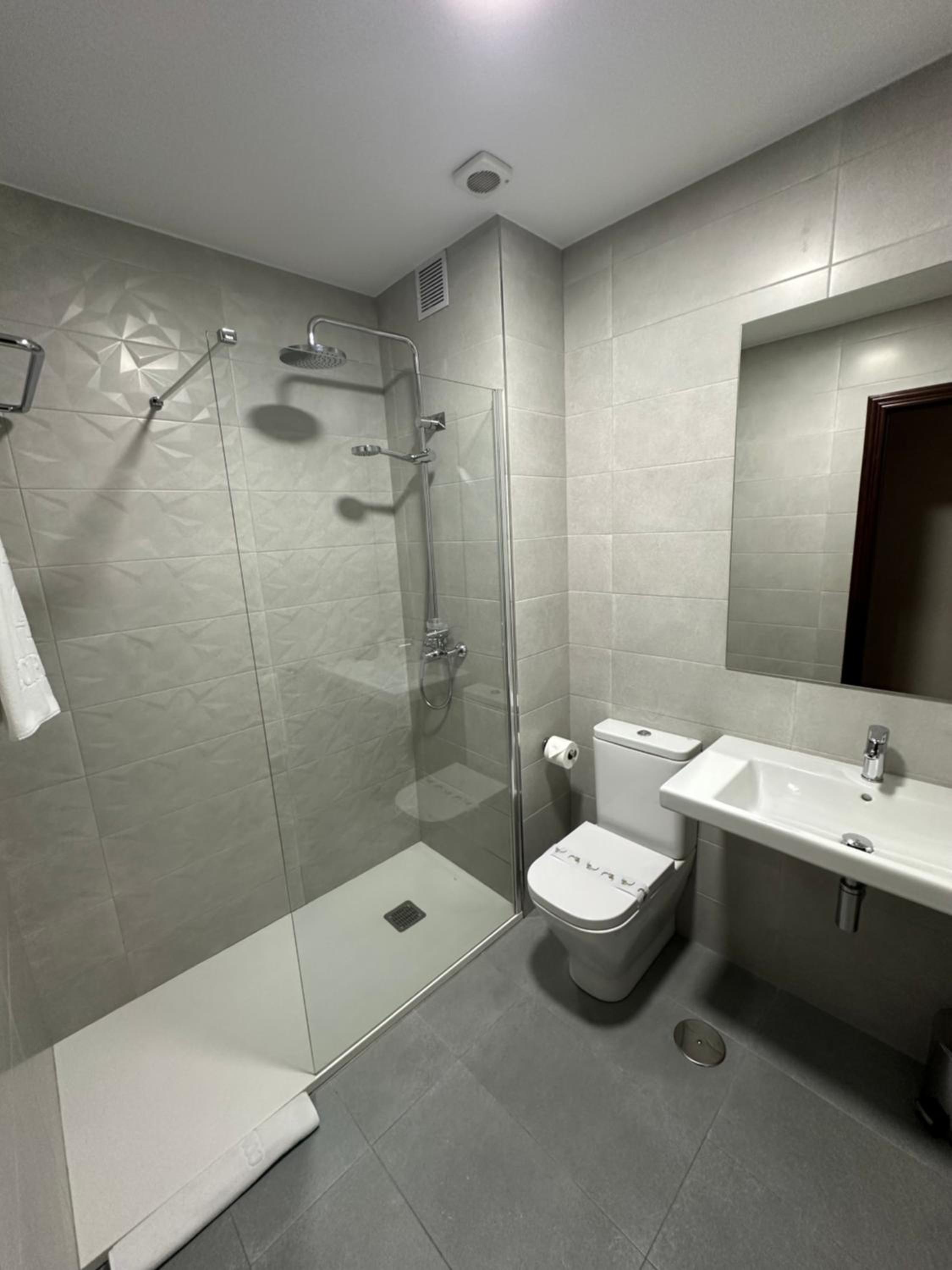 Single Room photo 3