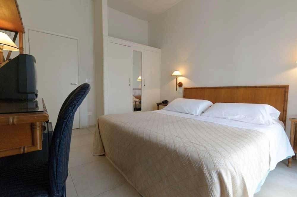 Triple Room, Balcony, Partial Sea View photo 3