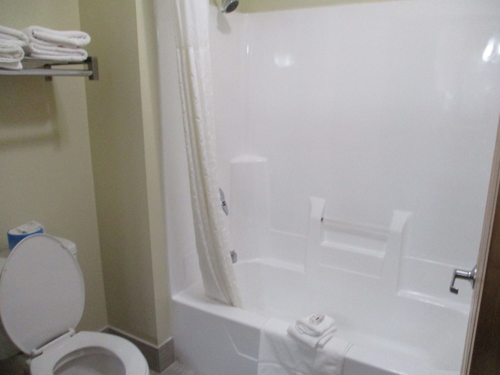 Room, 2 Queen Beds, Non Smoking photo 3