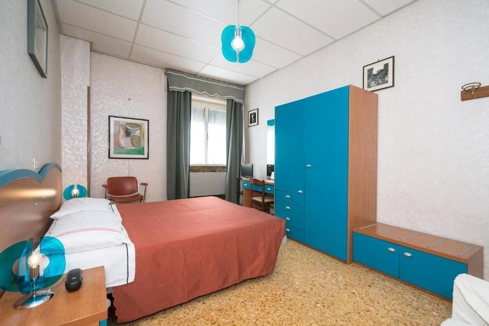 Basic Single Room