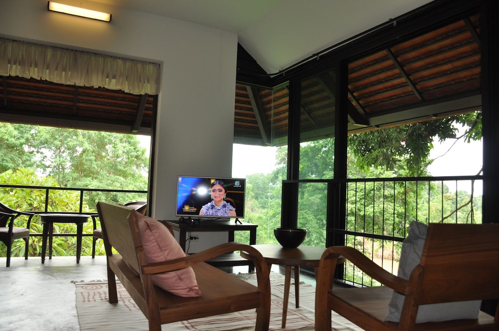 Deluxe Double Room with balcony photo 3