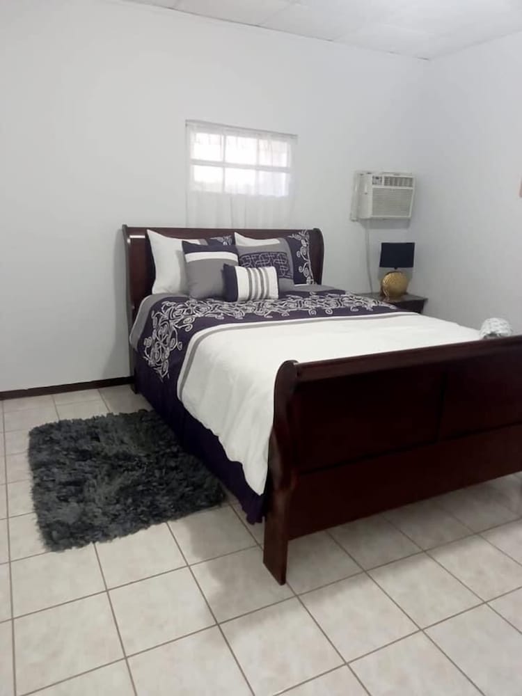 Comfort Apartment, 1 Bedroom, Balcony, Park View photo 2