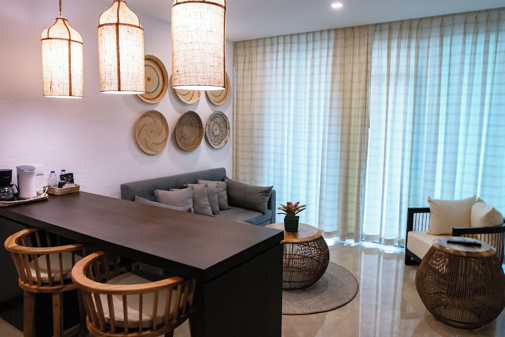 Suite, Balcony, Ocean View