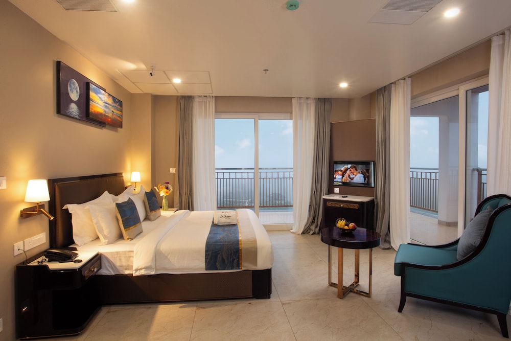 Luxury Double Room, Balcony, Mountain View