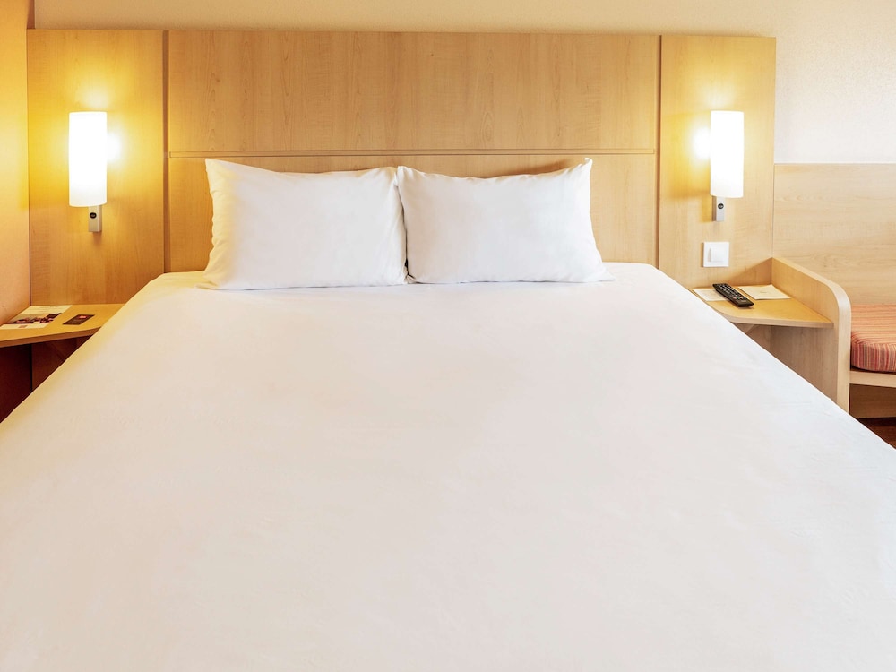 Room, 1 Double Bed - Photo 4