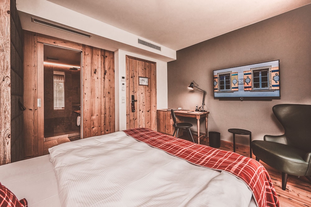 Comfort Room, 1 Queen Bed (Kampenwand)