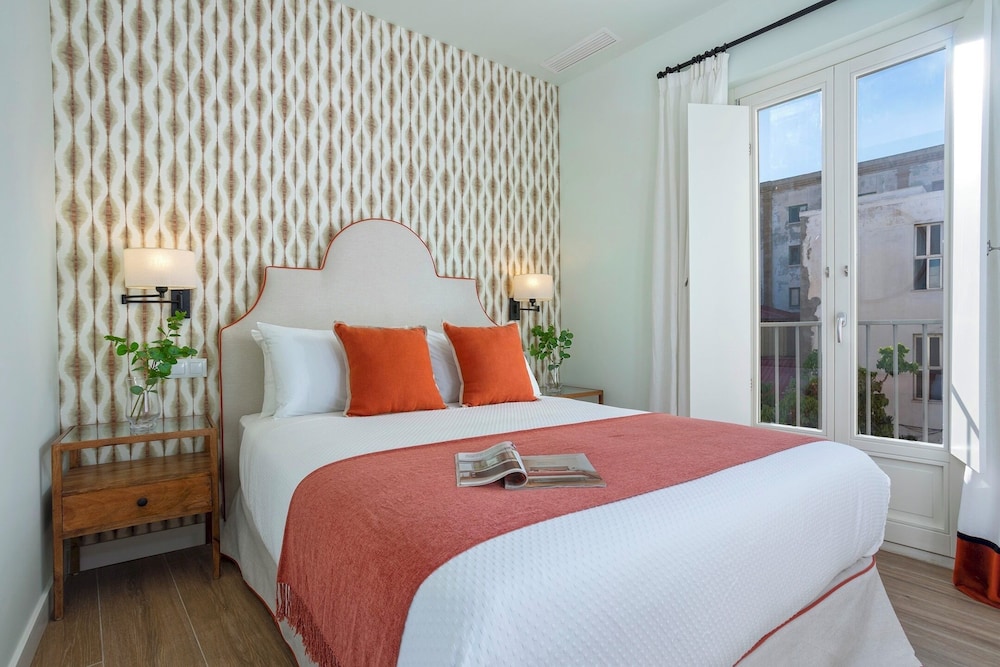 Apartment (2 Bedrooms)
