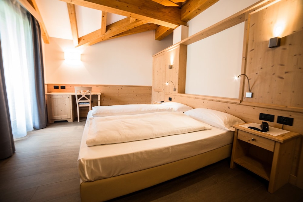 Double or Twin Room (Spa Access)