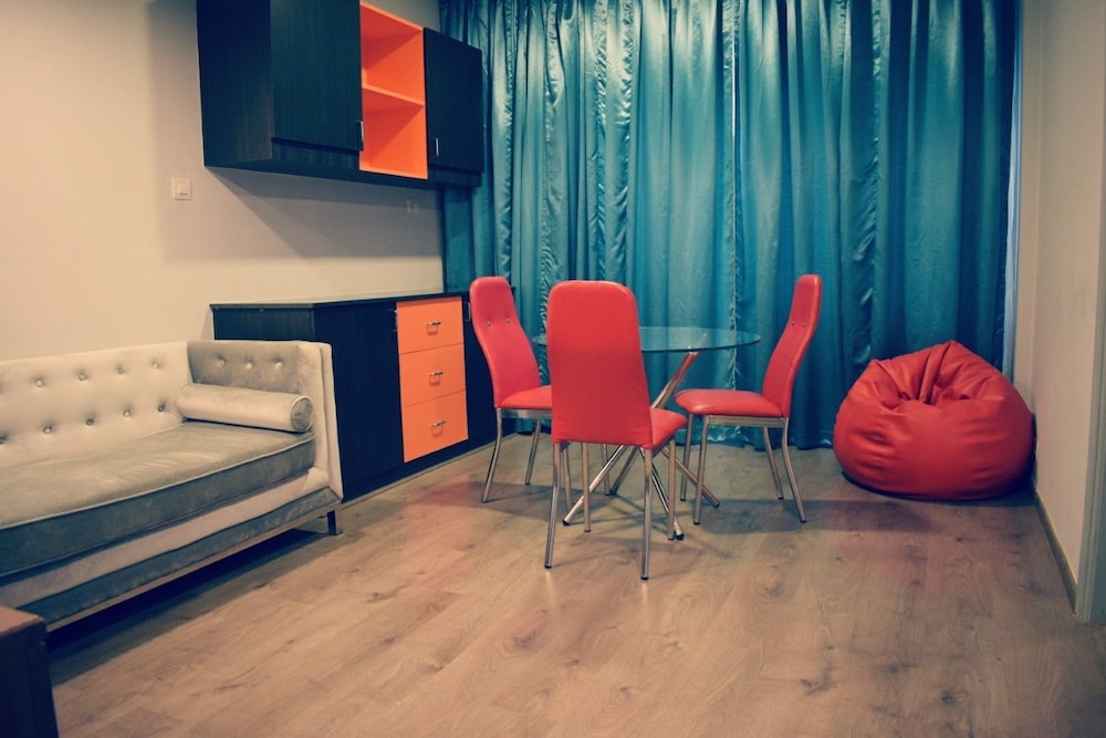 Zone SUITE photo 3