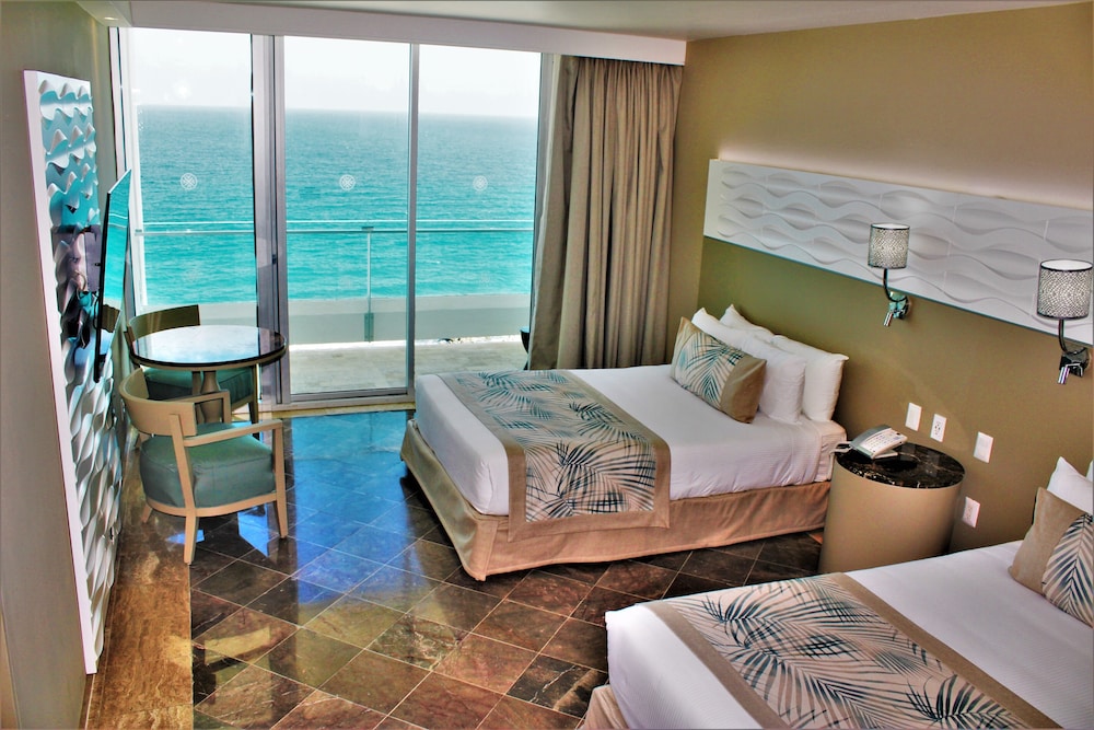 Superior Room, 2 Double Beds, Ocean View - Photo 2