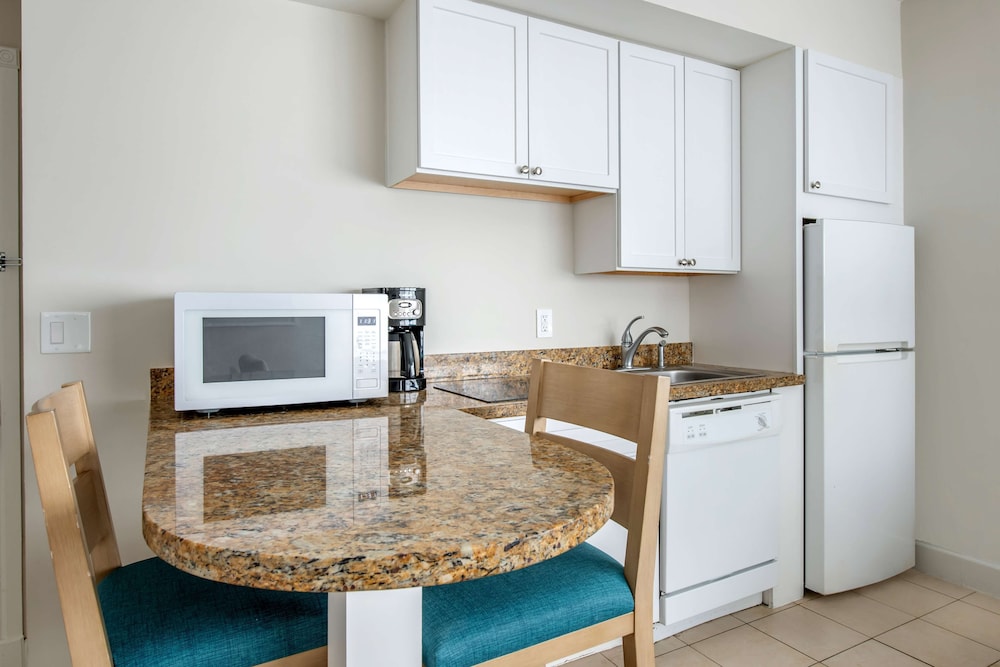 Room, 1 Bedroom, Accessible (Hearing) - Photo 2