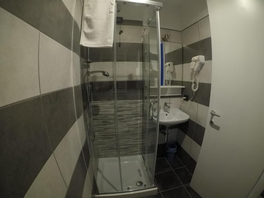 Triple Room, Private Bathroom photo 1