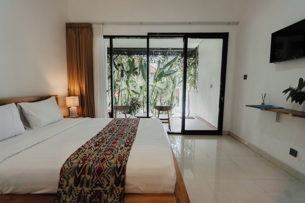 Deluxe Double Room, Garden View photo 2