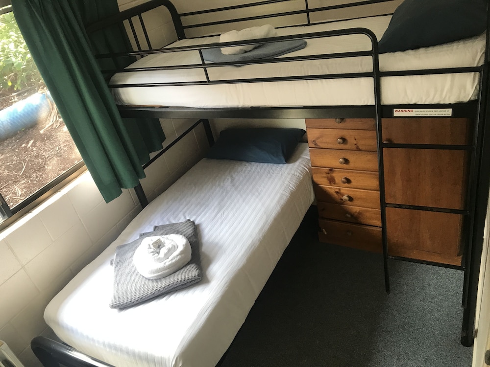 Single Bunk Room (1 set of single bunk beds in private room, shared kitchen, shared bathroom) photo 1