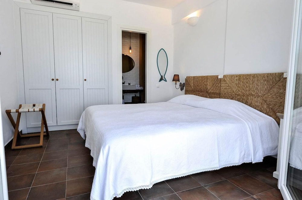 Villa photo 3