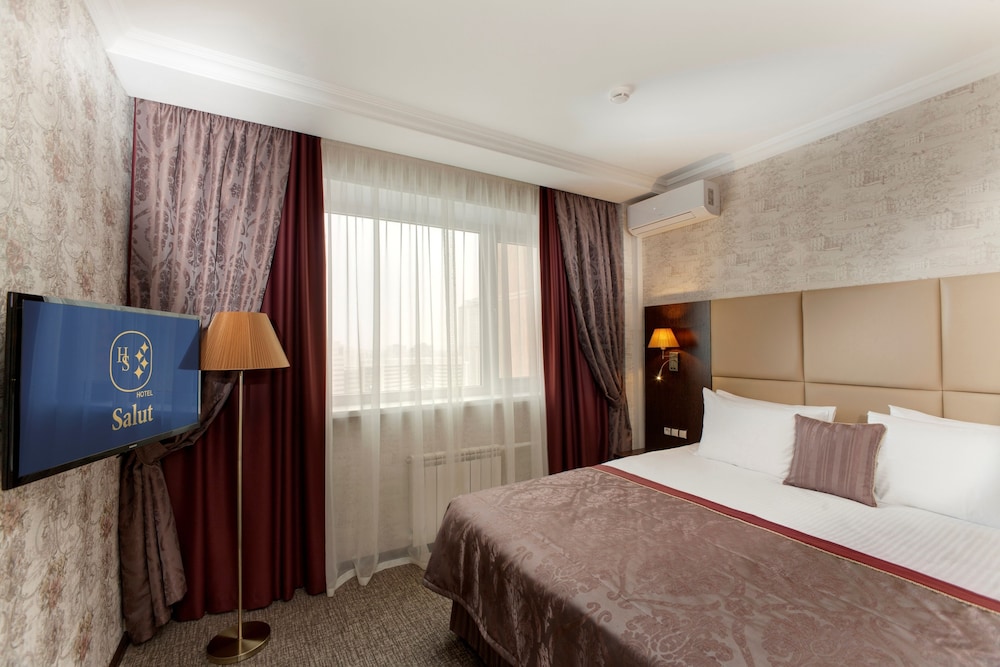 Deluxe Suite, 1 King Bed photo 1