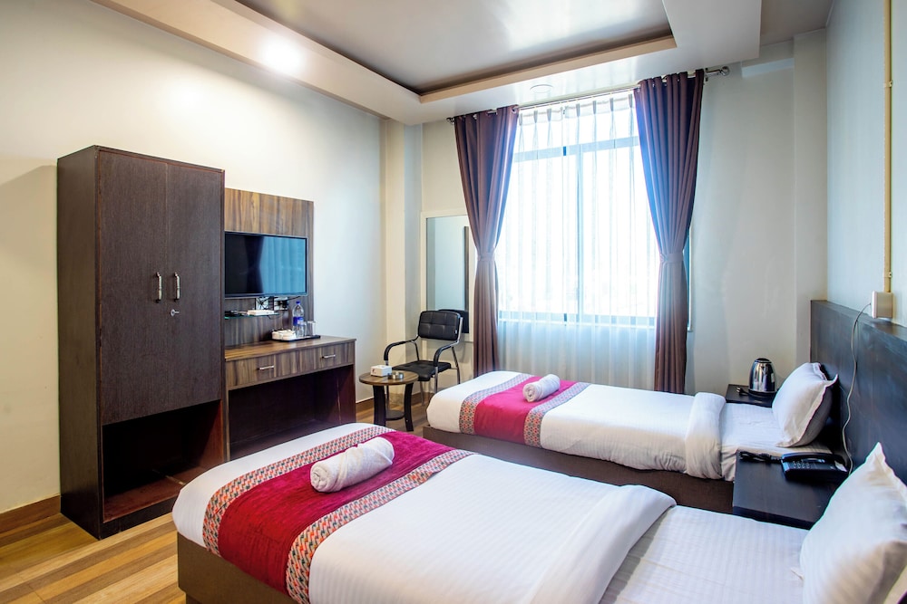 Deluxe Twin Room - Photo 2