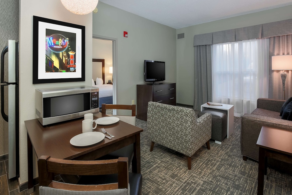 Suite, 1 King Bed, Accessible, Bathtub (Mobility & Hearing) - Photo 1