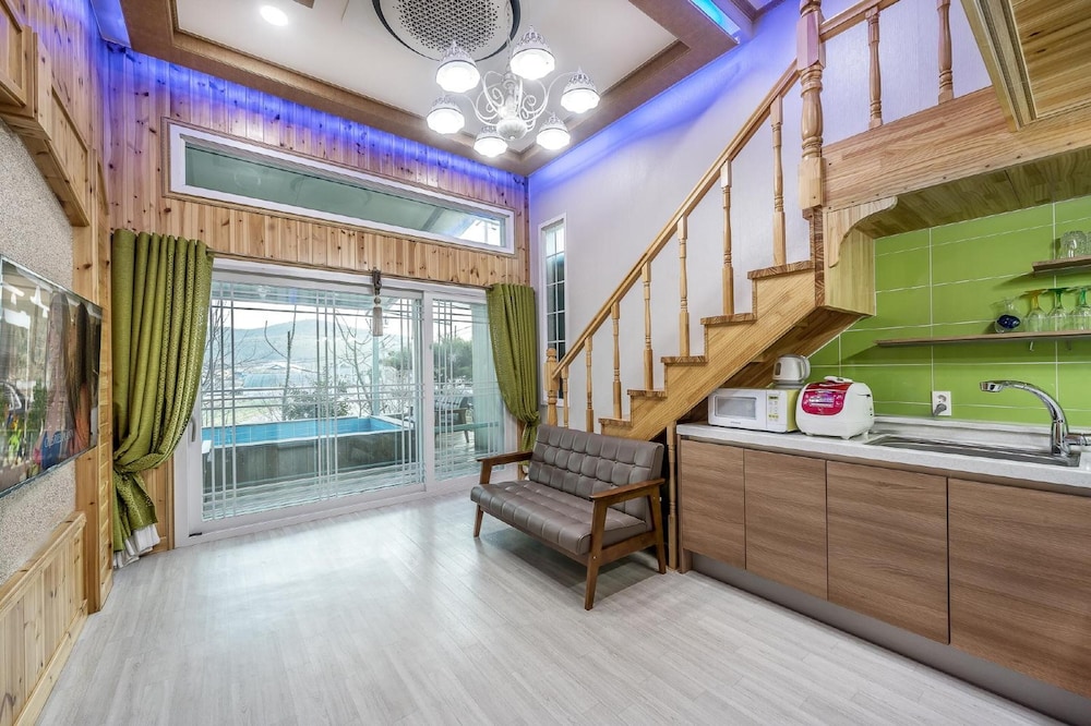 Basic Room, 1 Bedroom (B dong Smile5)