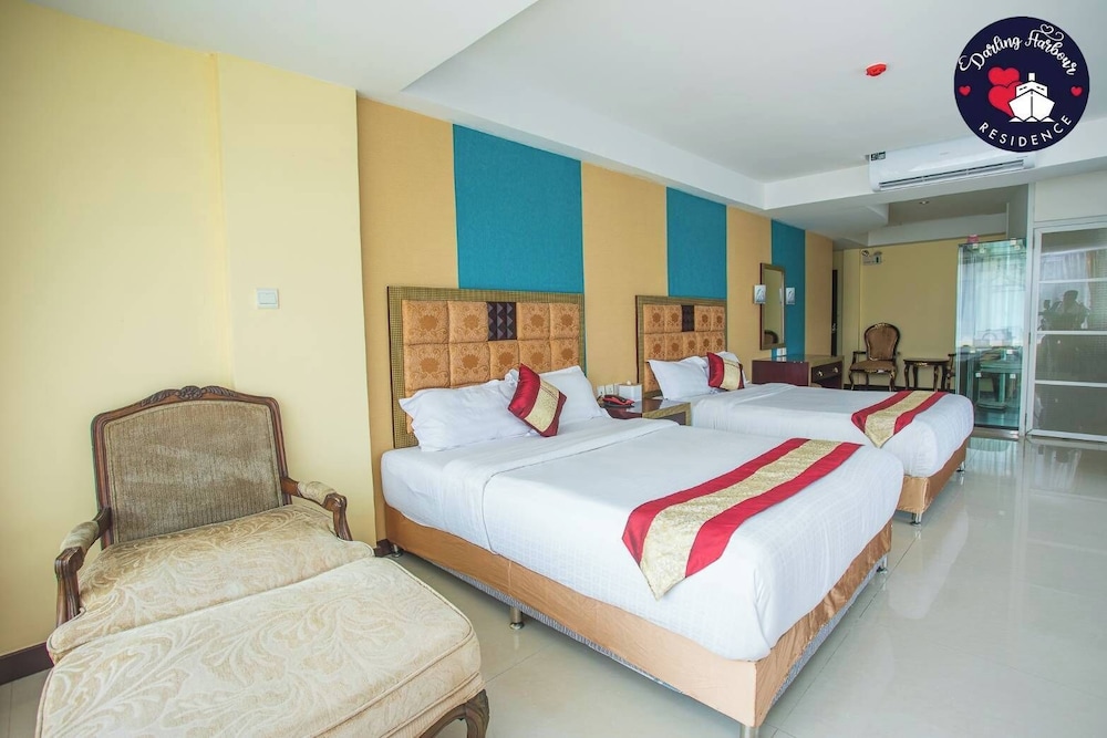 Deluxe Double Room, 2 Queen Beds - Photo 6