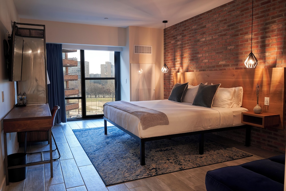 Premium Room - Photo 6