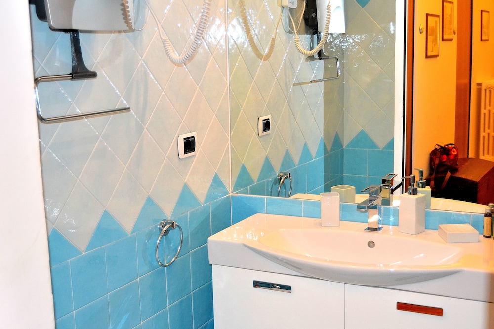 Double or Twin Room, Private Bathroom (esterno) photo 3