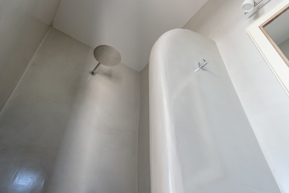Executive Suite (Outdoor Hot Tub) - Photo 7