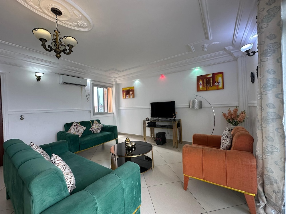 Deluxe Penthouse, City View