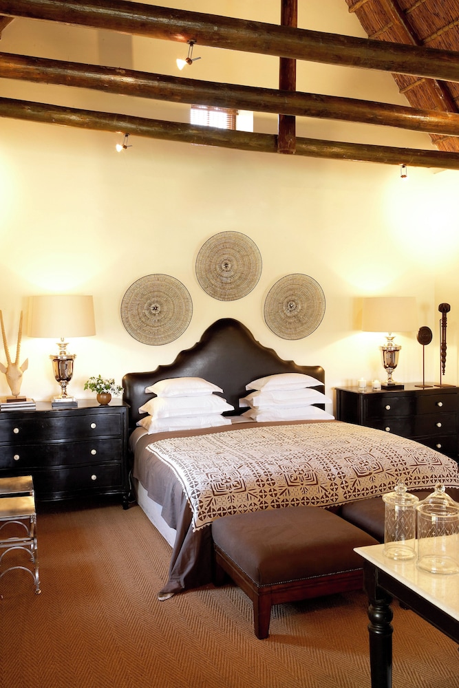 Deluxe Room - Photo 6