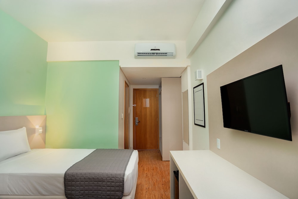 Standard Twin Room - Photo 2