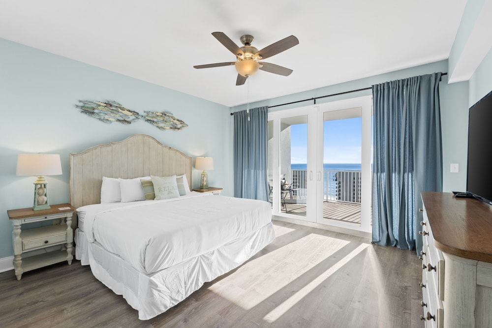 Condo, 3 Bedrooms, Balcony, Ocean View (1321)