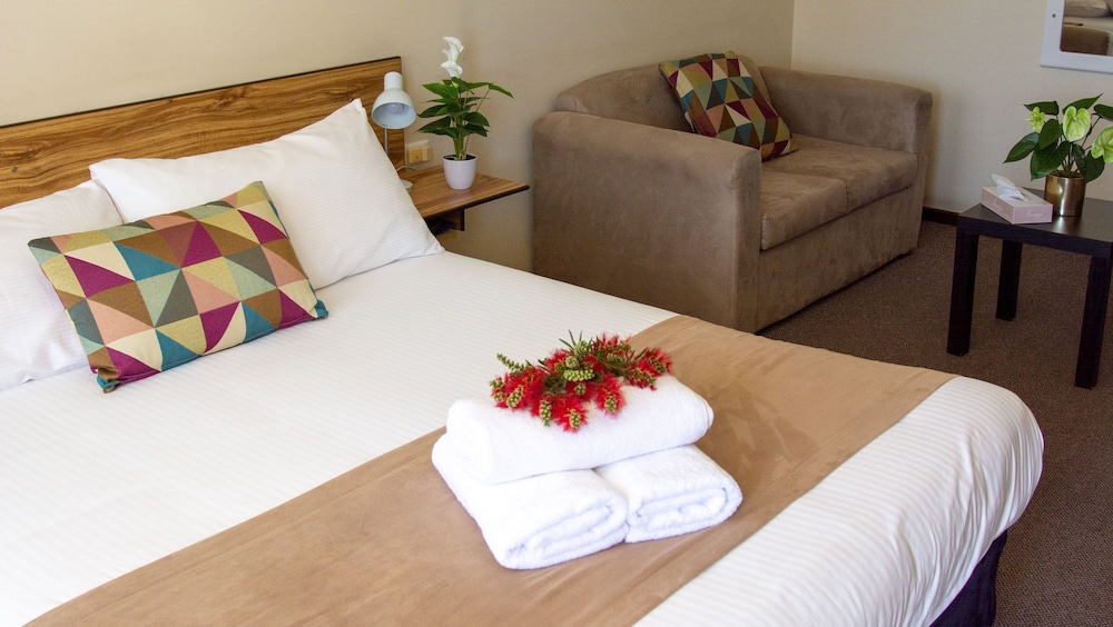 Studio, 1 Queen Bed, Non Smoking (Queen)