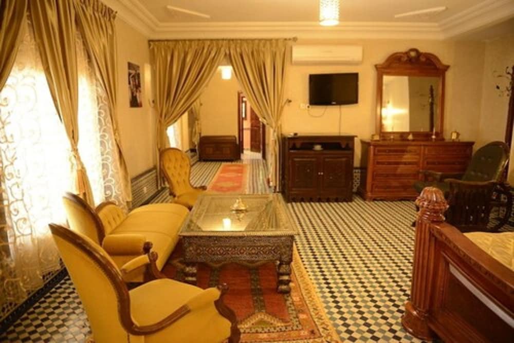 Luxury Room - Photo 2