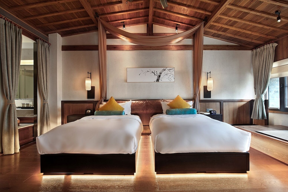 Signature Twin Room photo 2