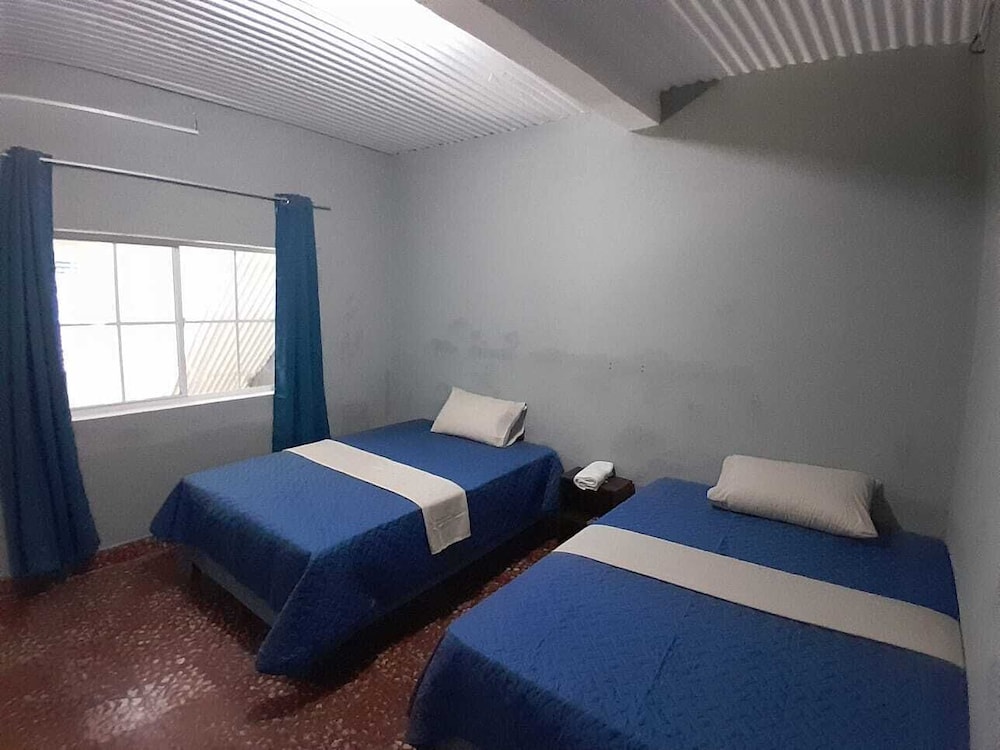 Basic Room photo 2