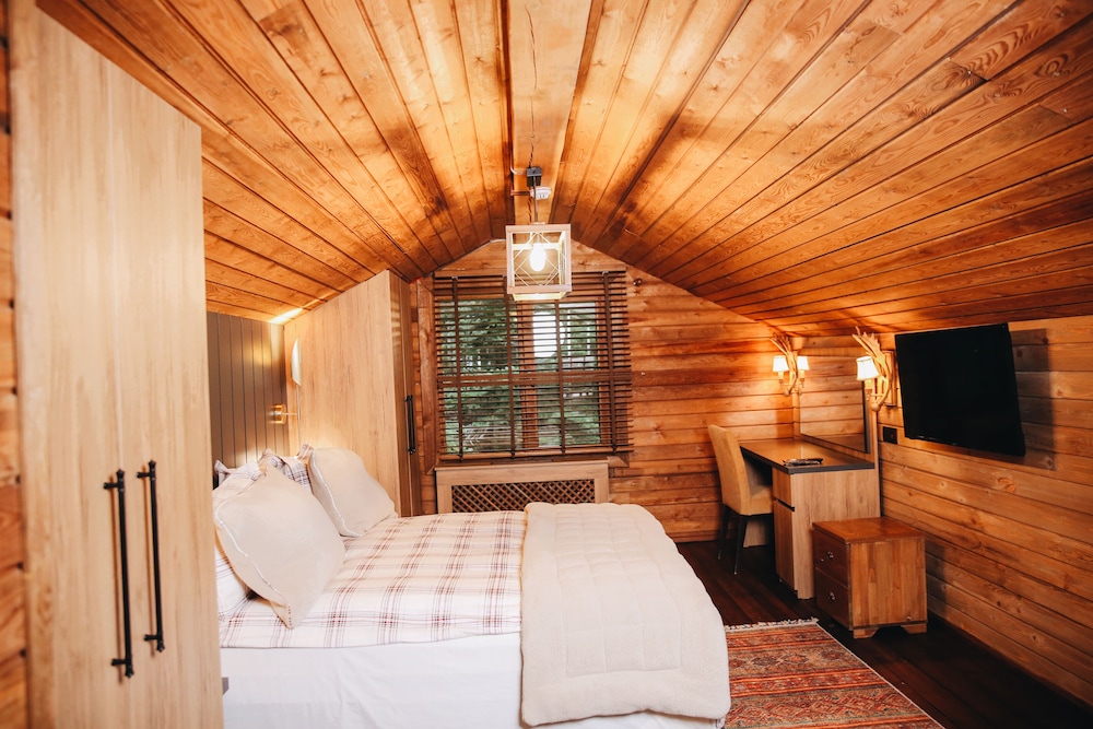 Luxury Chalet, 2 Bedrooms, Garden Area (5 Pax) photo 1