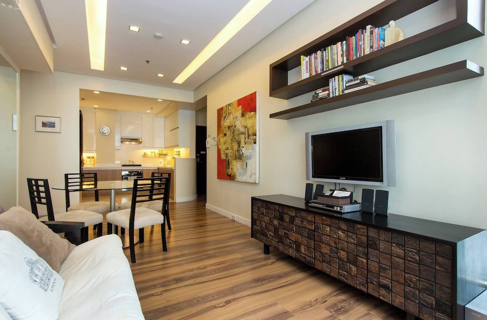 Apartment, 2 Bedrooms, Accessible, Patio